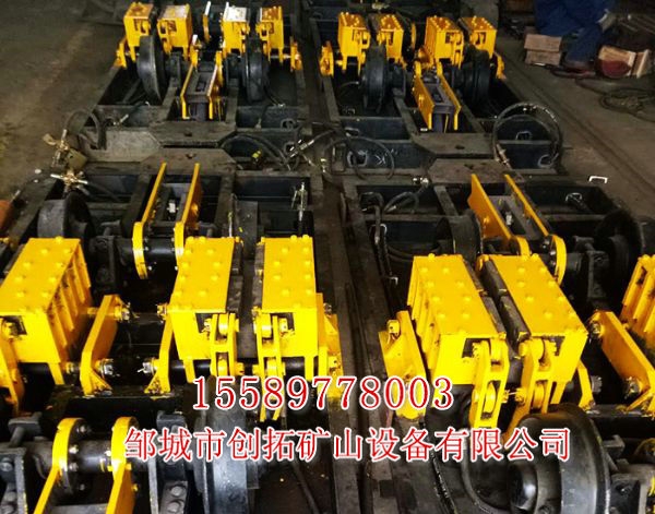 CZP型夾軌式自移設備列車(chē)